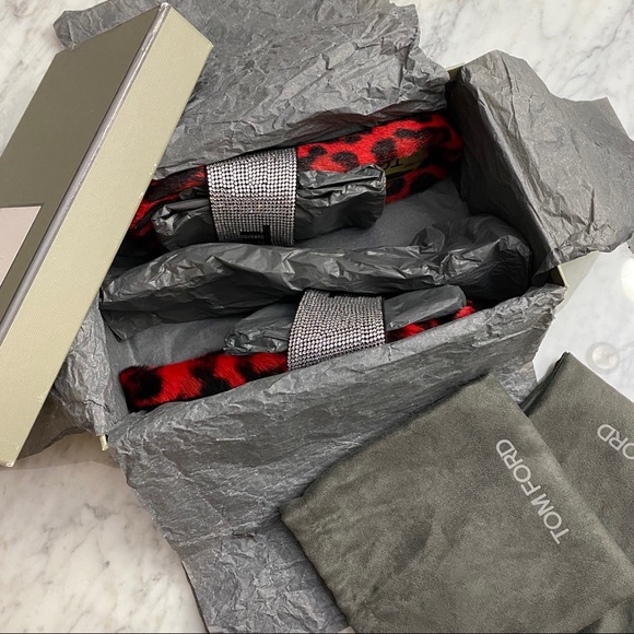 ❌SOLD❌Tom Ford Embellished Tf Slides Metallic fir - Picture 8 of 9